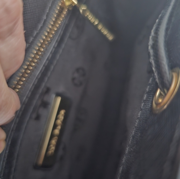 Tory Burch Lily Mini Backpack in Black/Light Oak color gold hardware. NEW - Picture 8 of 8